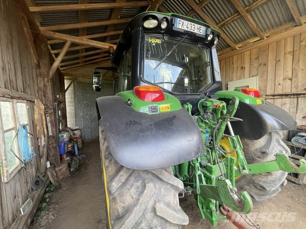 John Deere 6110M Tractoare
