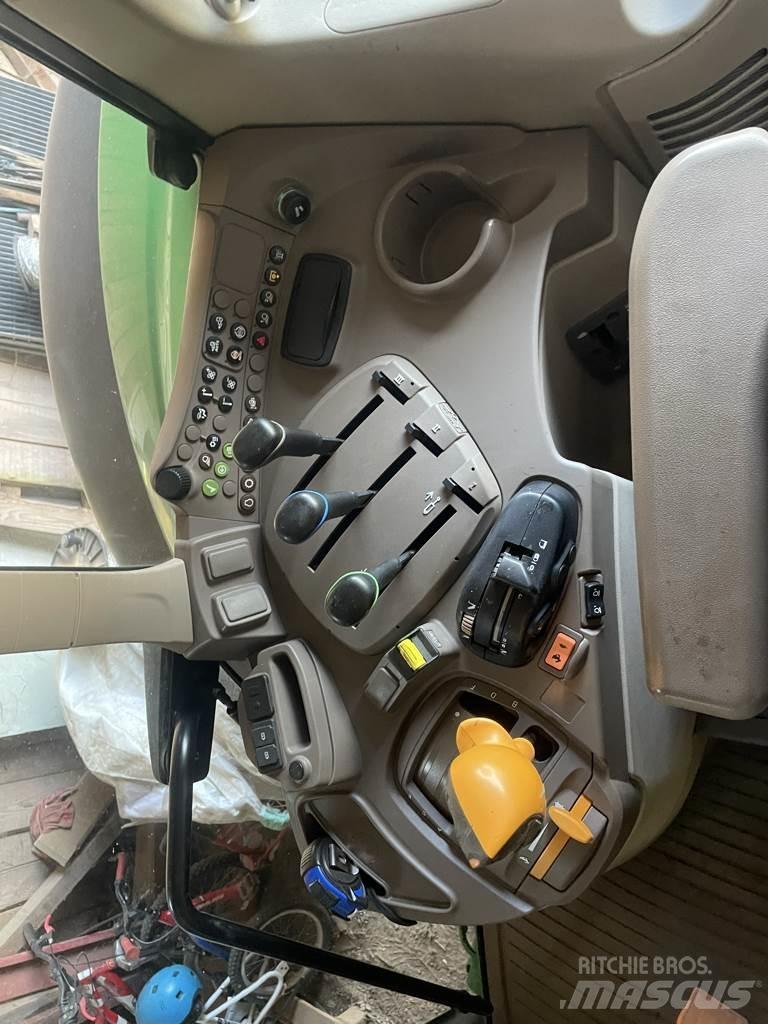John Deere 6110M Tractoare