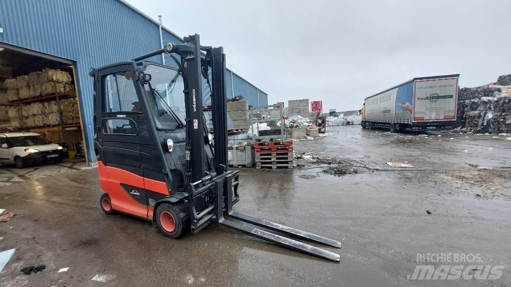 Linde E 30HL-01/600 Stivuitor electric