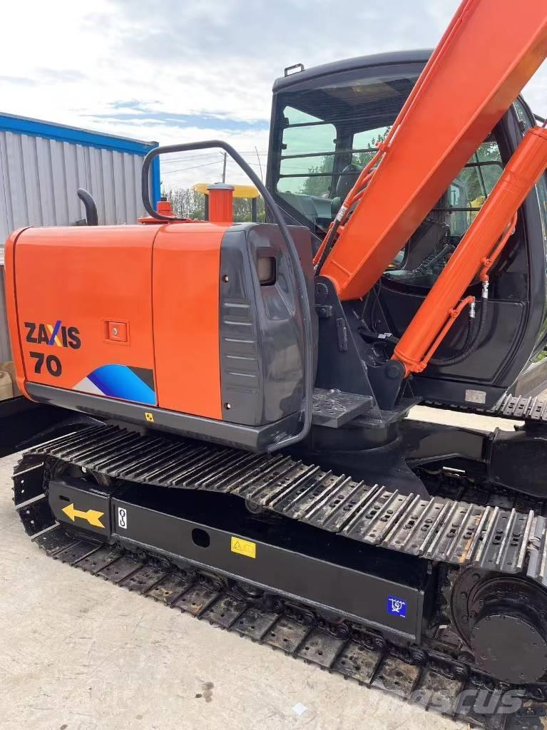 Hitachi ZX 70 Excavatoare 7t - 12t