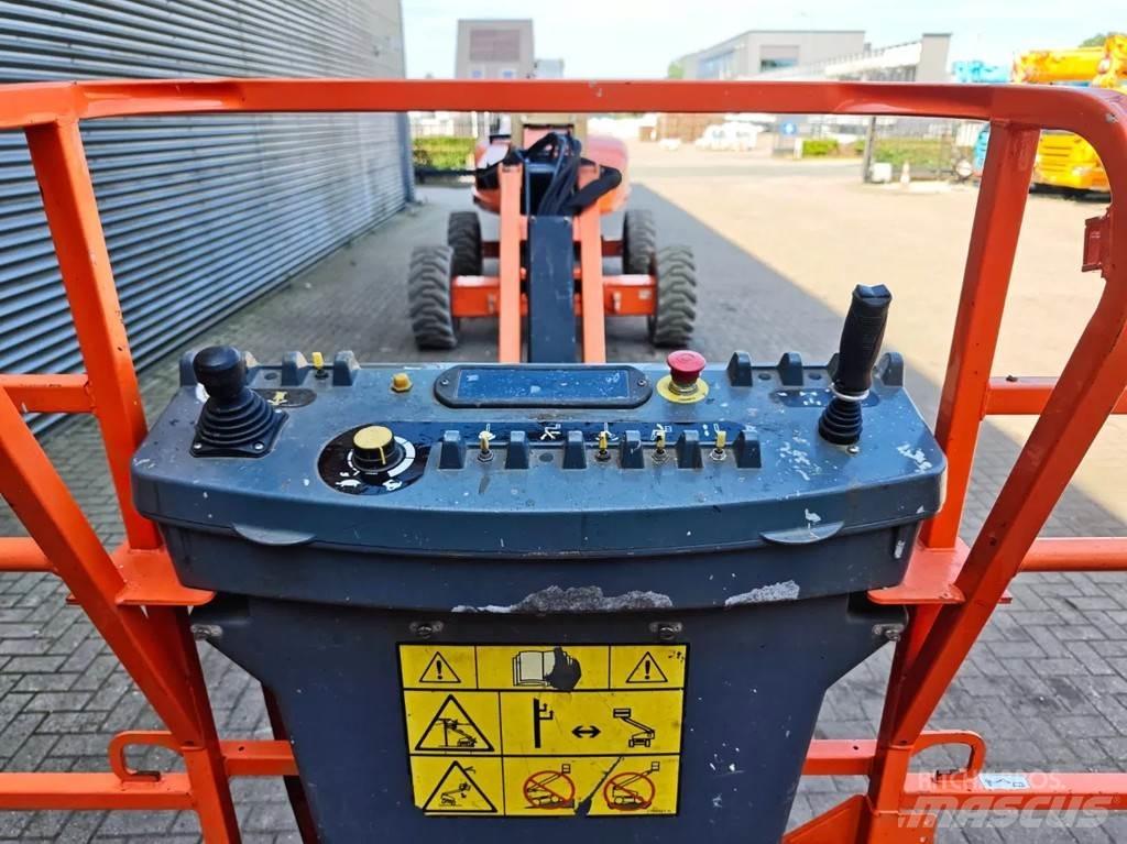 JLG E600 JP Nacele cu brat articulat