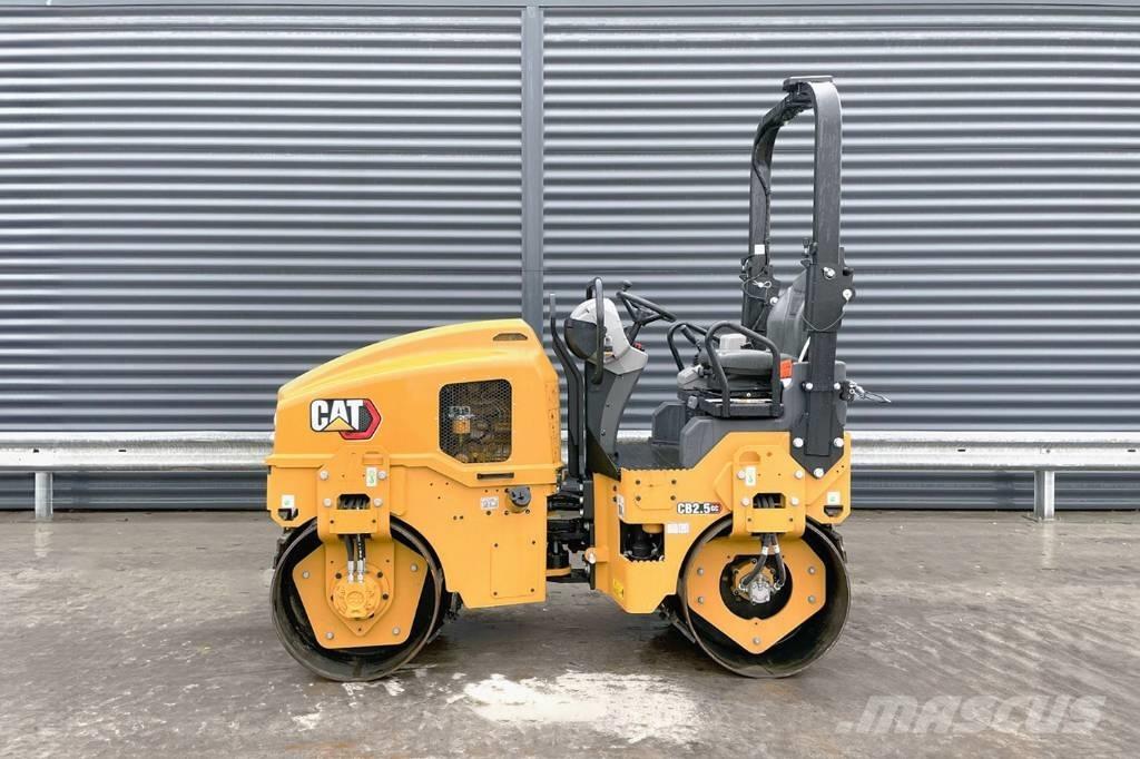 CAT CB2.5 GC Cilindri compactori dubli