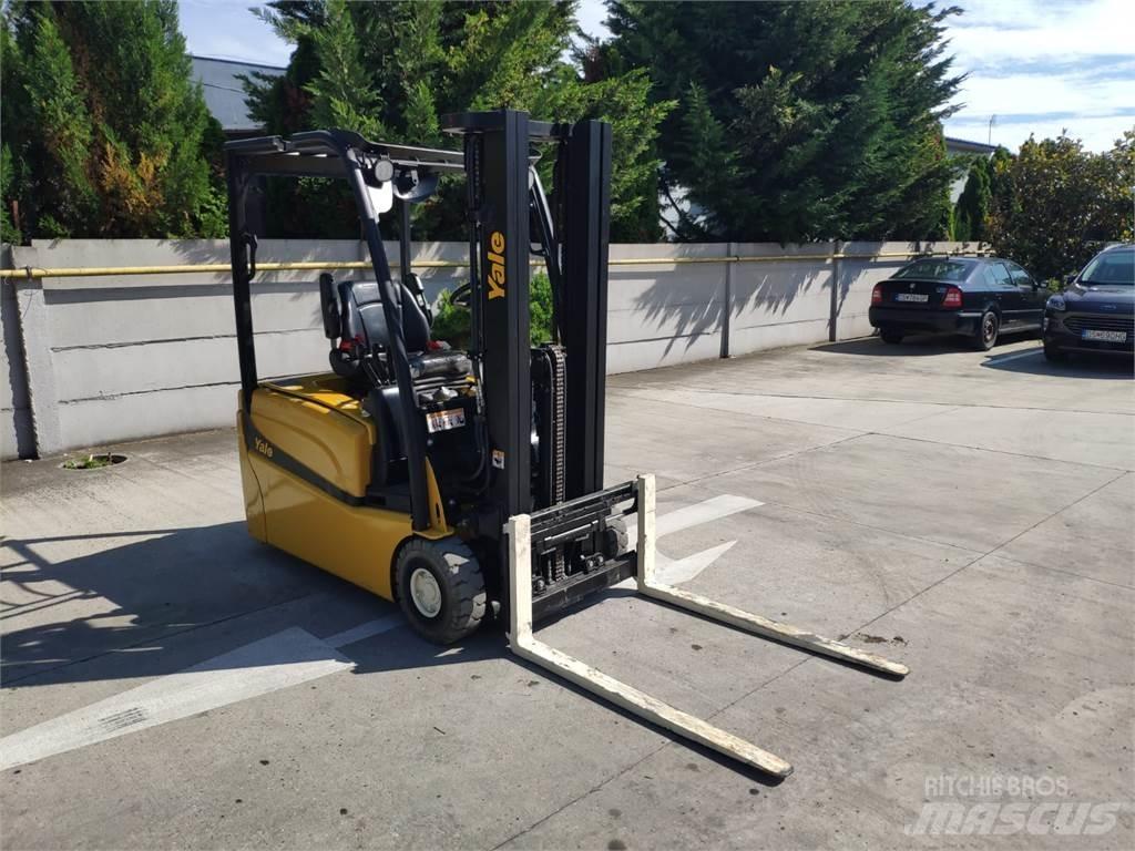 Yale ERP16 VT Stivuitor electric