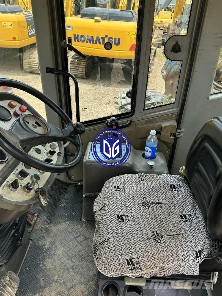 XCMG XS 203 J Compactoare monocilindrice