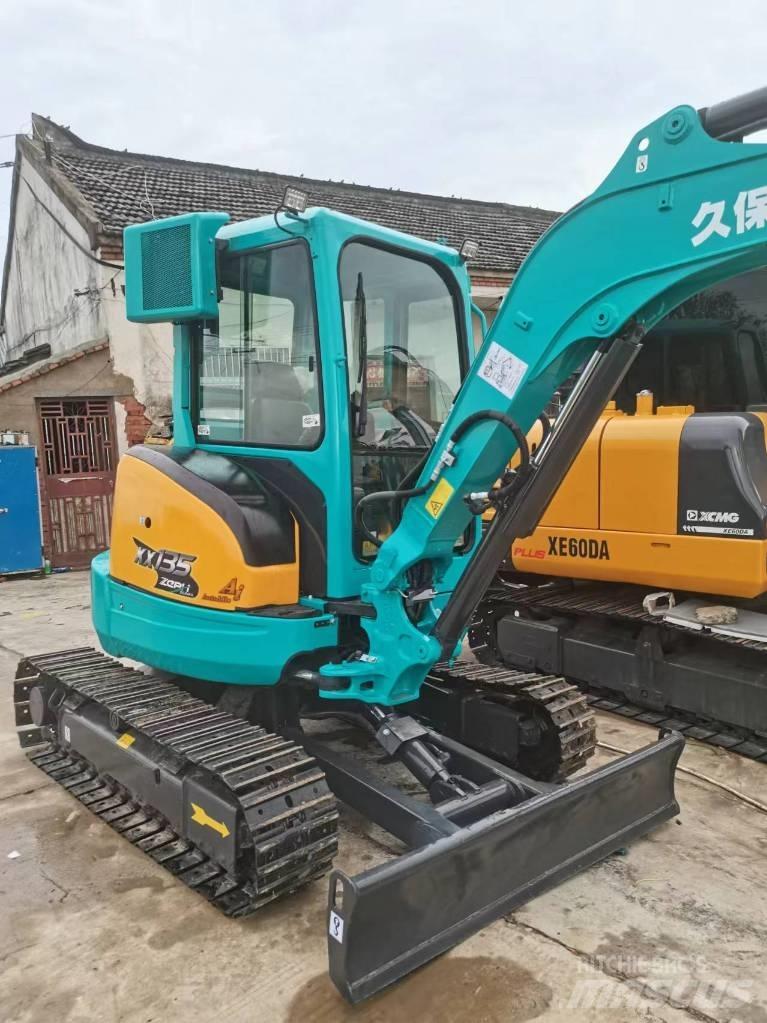 Kubota KX 135 Excavatoare pe șenile
