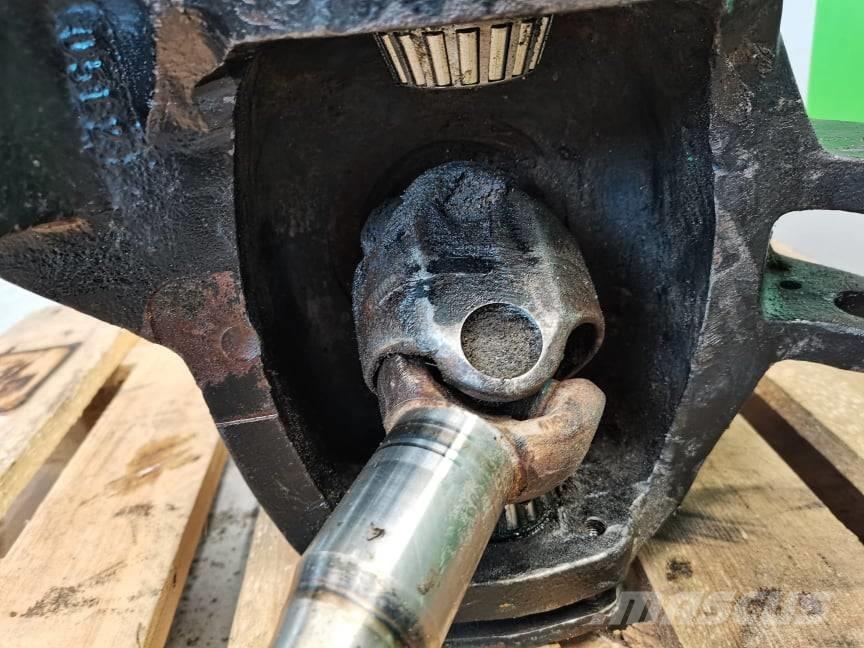 JCB 520-40 crossover Axe