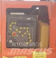 JLG 800AJ Nacele cu brat articulat