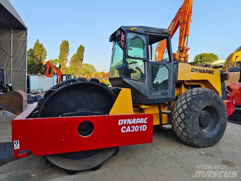 Dynapac CA 301 D Compactoare monocilindrice