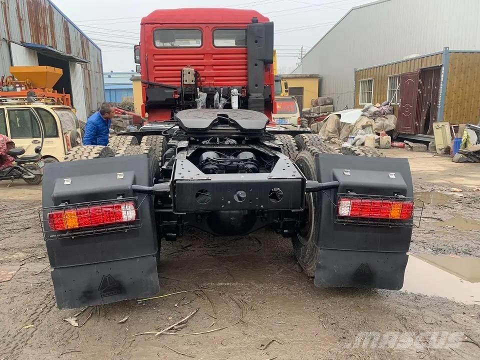 Shacman F3000 6X4 Autotractoare