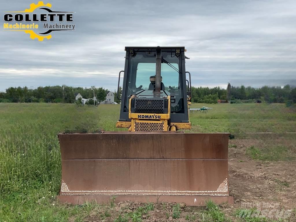 Komatsu D 39 EX-21 A Buldozere pe senile