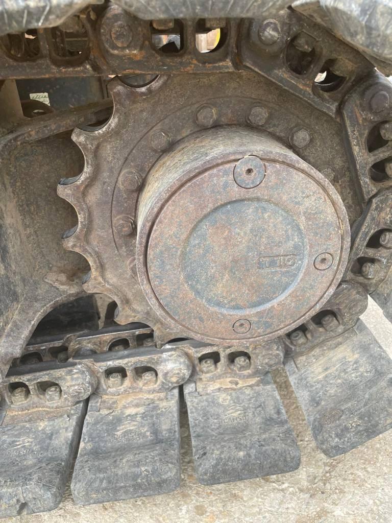 Komatsu PC80MR-5E0 Excavatoare 7t - 12t
