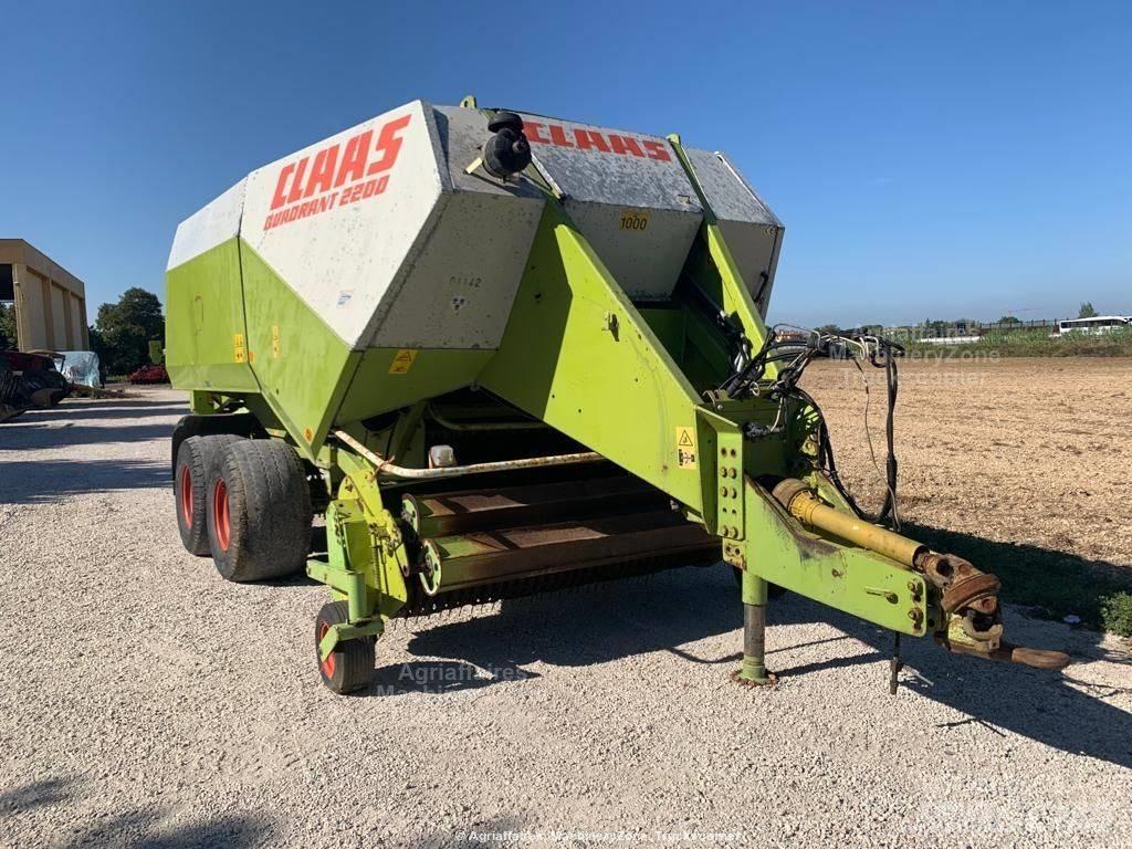 CLAAS Quadrant 2200 Baler dreptunghiular