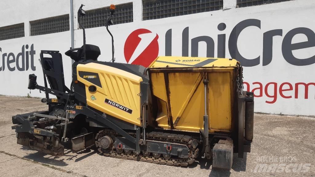 Bomag BF 200 C-2 Pavatoare asfalt