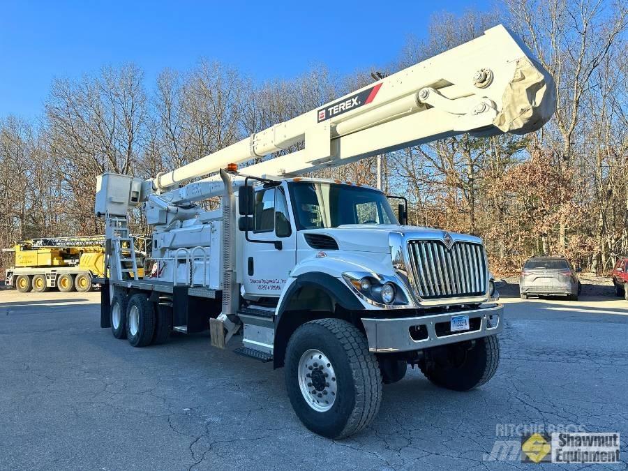 Terex RMX75-100 Platforme aeriene montate pe camion