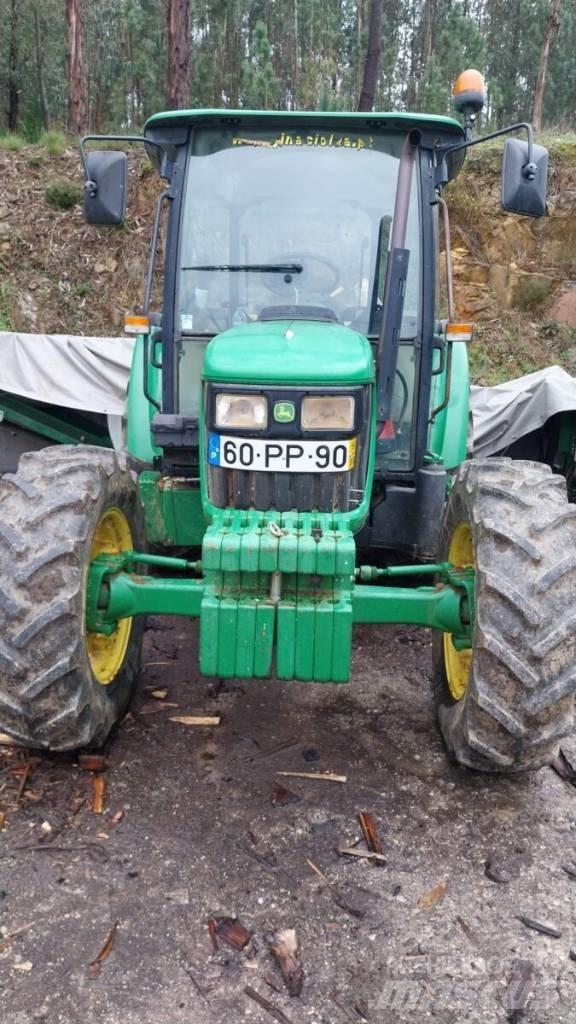 John Deere 5075 E Tractoare