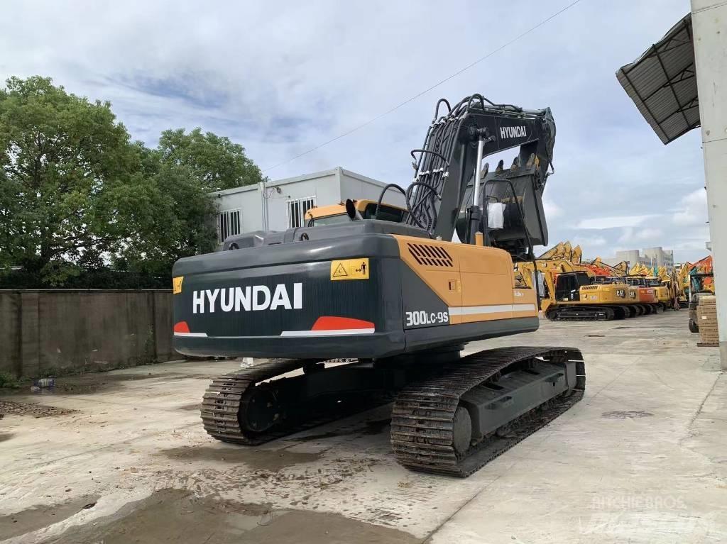 Hyundai R300LS-9S Excavatoare pe șenile

