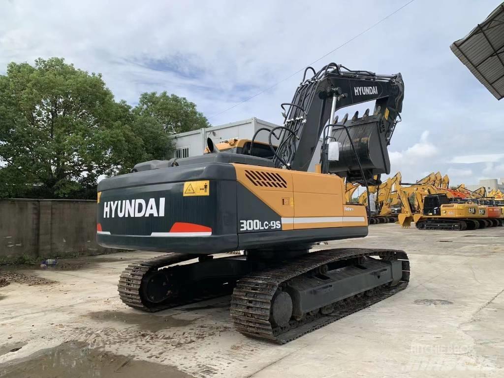 Hyundai R300LS-9S Excavatoare pe șenile
