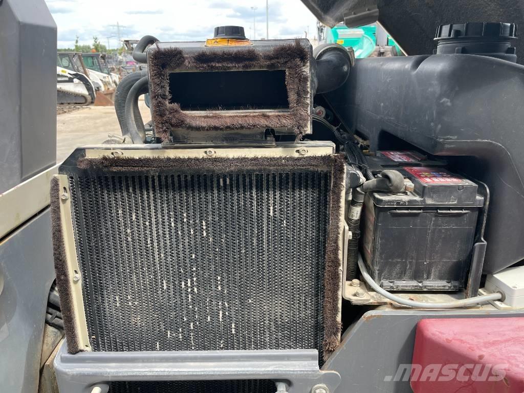 Dynapac CC1300 Cilindri compactori dubli