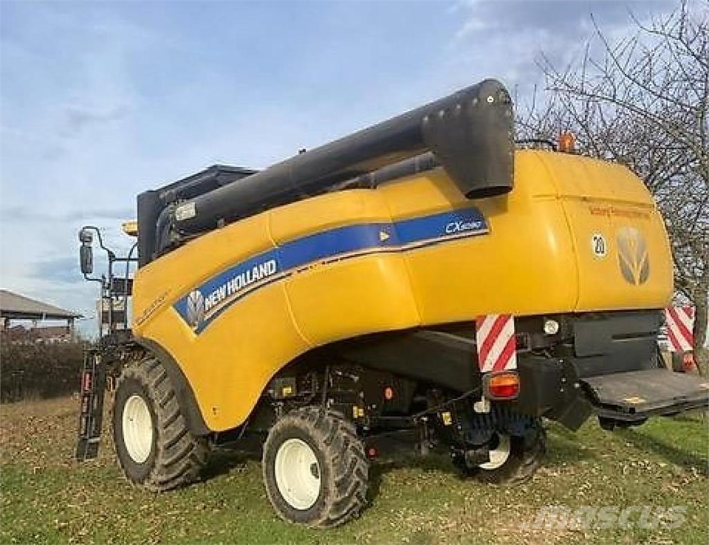 New Holland CX5090 Combine de secerat
