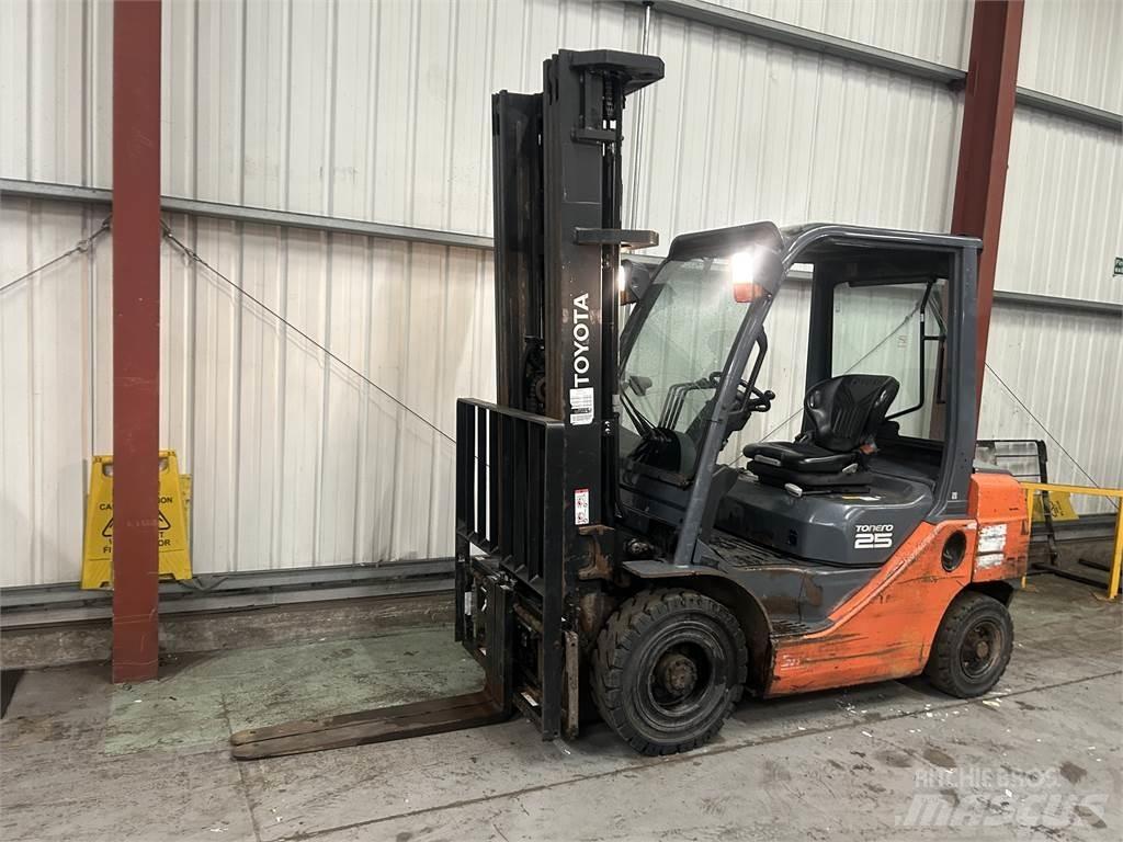 Toyota 02-8FDF25 Stivuitor diesel