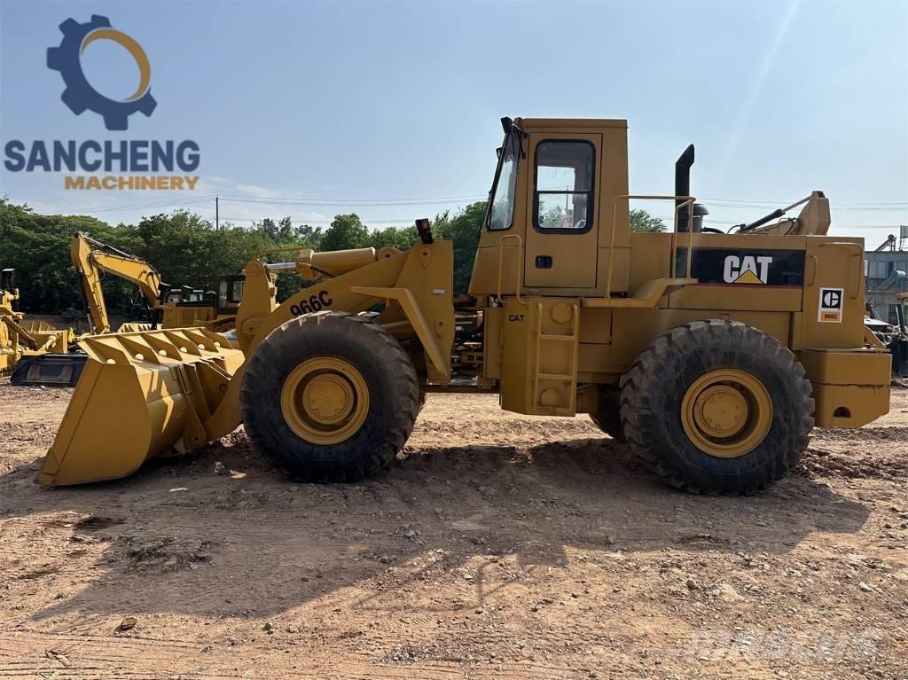 CAT 966 C Incarcator pe pneuri
