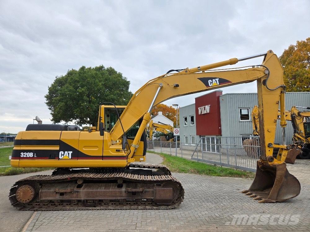 CAT 320BL Excavatoare pe șenile
