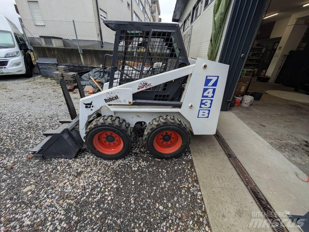 Bobcat 743 B Mini incarcator
