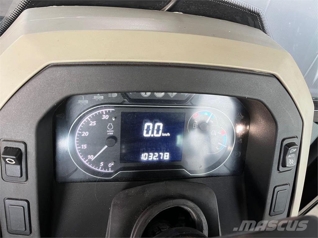 John Deere 5075 M Tractoare