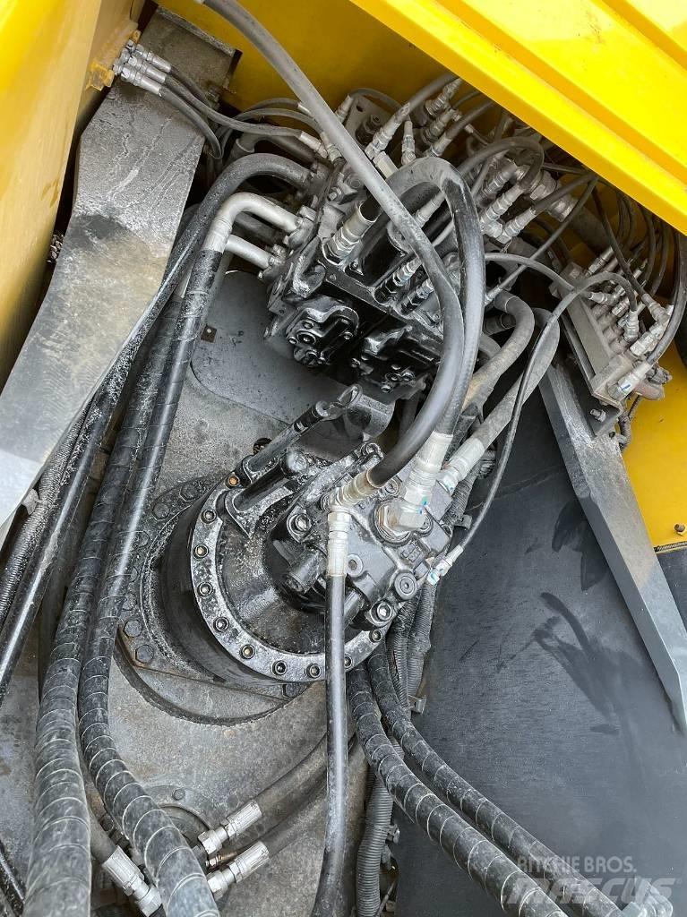 Kobelco SK 250 Excavatoare pe șenile
