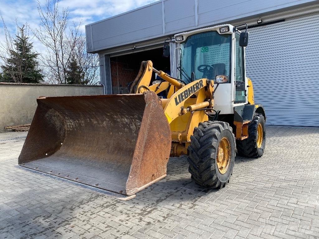Liebherr 506 Stereo Incarcator pe pneuri