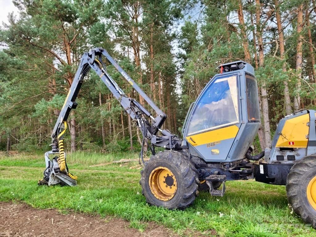 Sampo-Rosenlew 1046 Combine forestiere