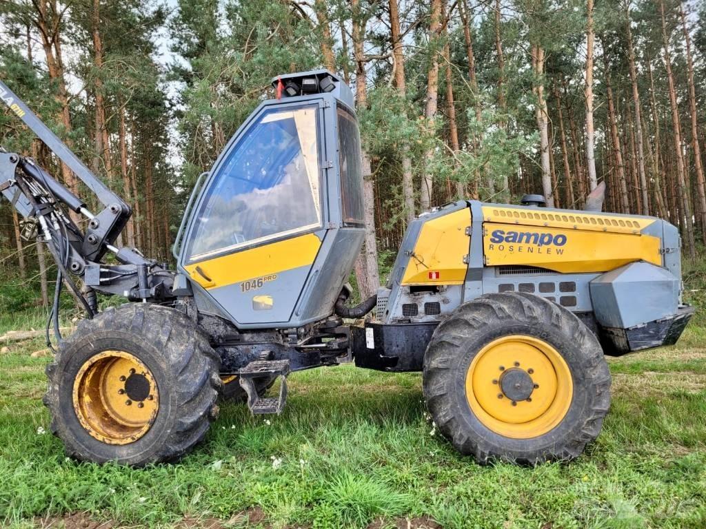 Sampo-Rosenlew 1046 Combine forestiere