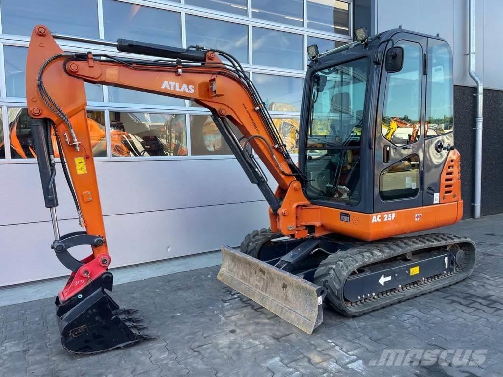 Atlas AC25F Mini excavatoare < 7t