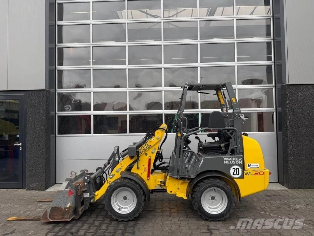 Wacker Neuson WL20 Incarcator pe pneuri