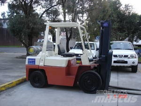 Nissan F03A35U Stivuitoare - Altele