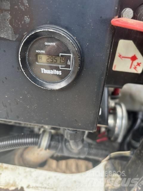 Thwaites MACH 477 Minitractor de teren