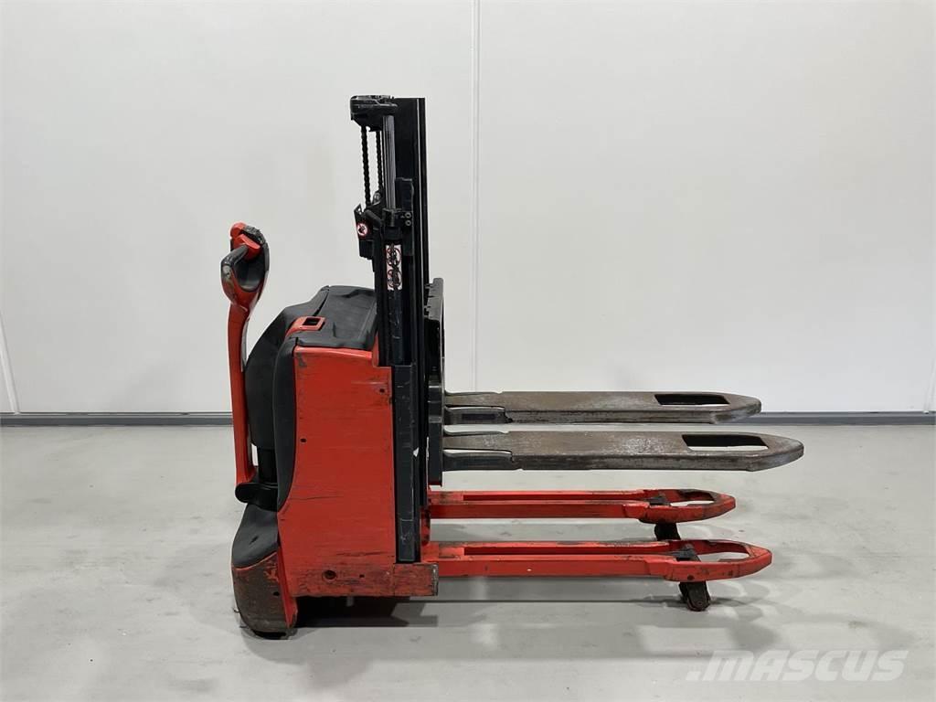 Linde D08 Transpaleti autopropulsanti