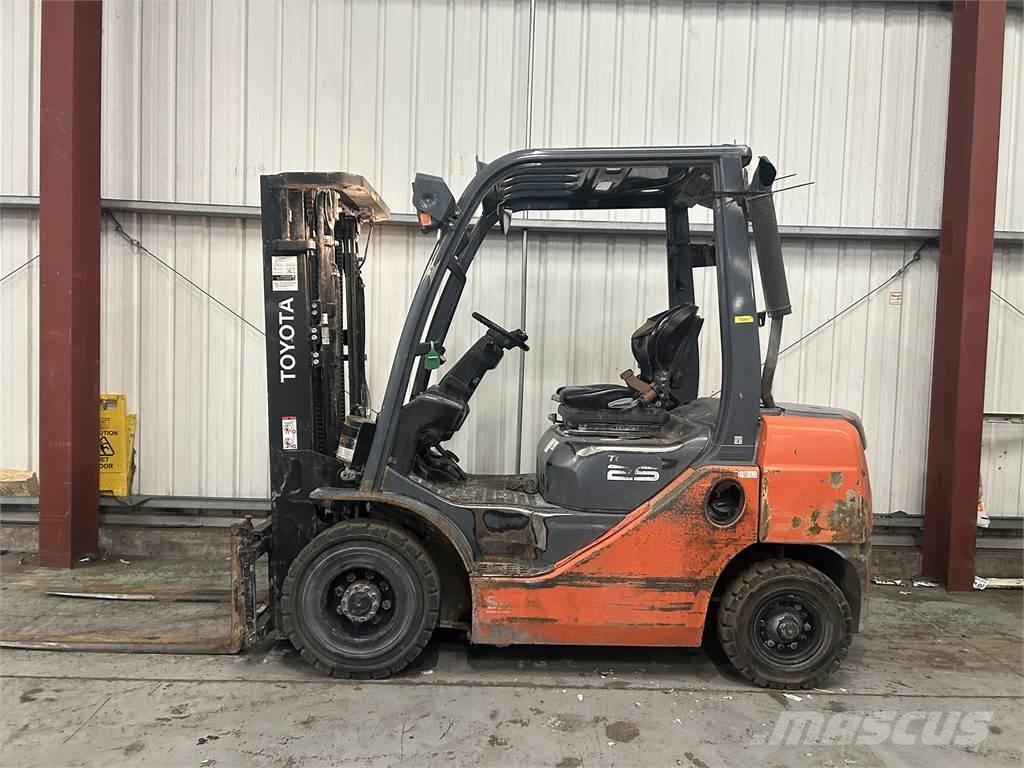 Toyota 02-8FDF25 Stivuitor diesel