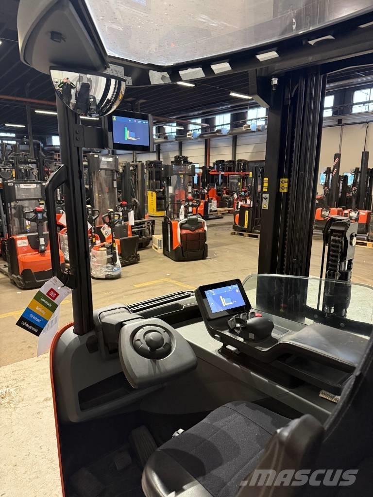 BT truck RRE 160HE Stivuitor cu catarg retractabil