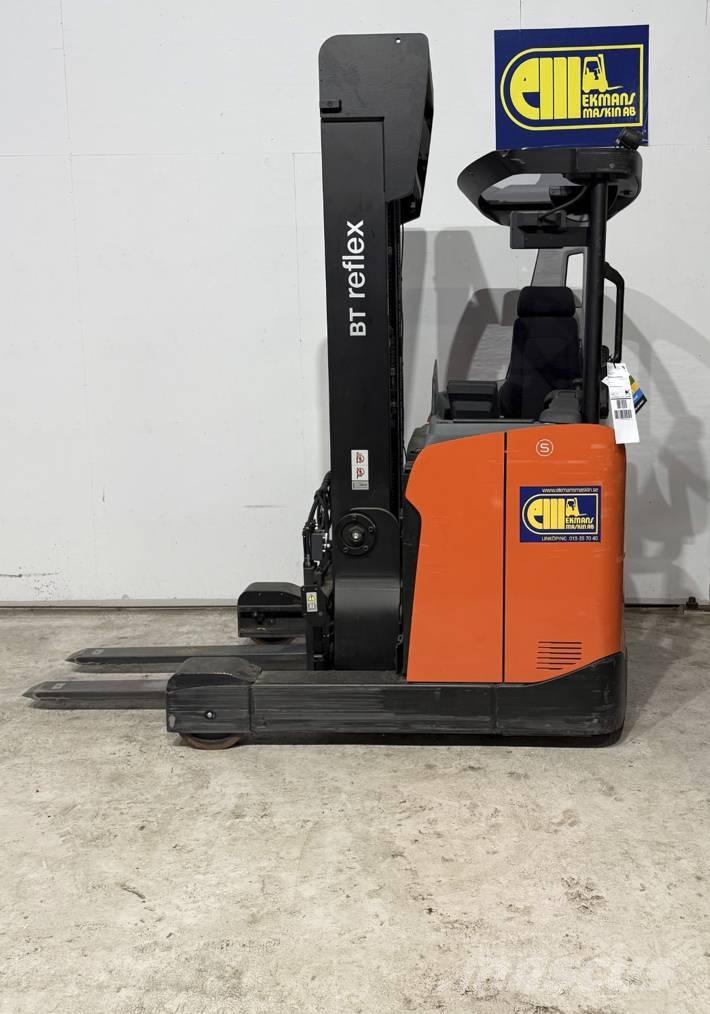 BT truck RRE 160HE Stivuitor cu catarg retractabil