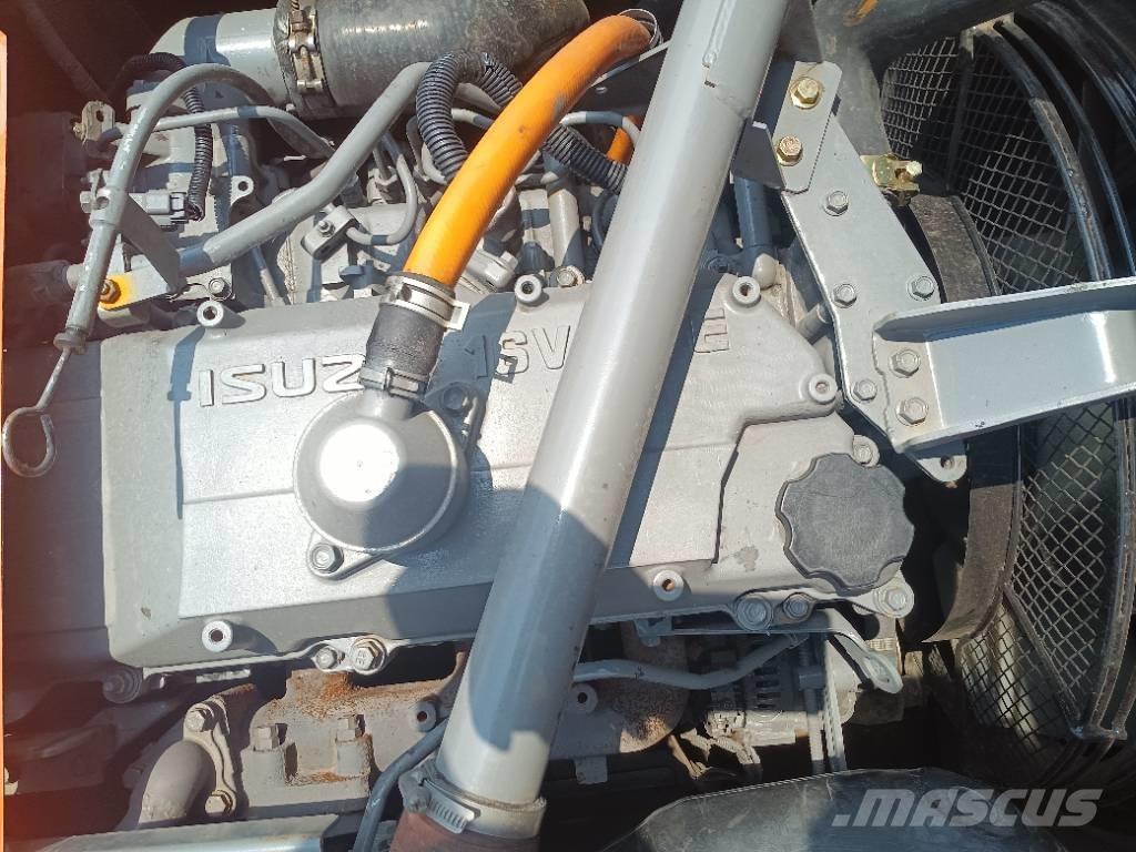 Hitachi ZX 240 Excavatoare pe șenile
