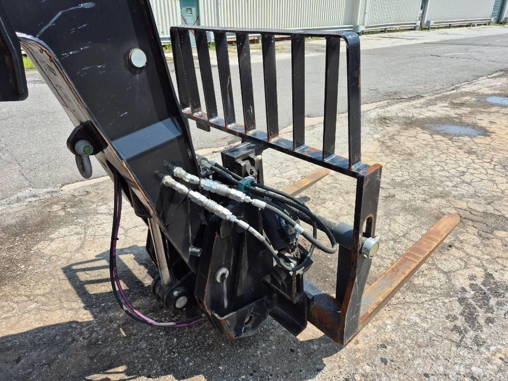 CAT TL 642 Stivuitoare telescopice