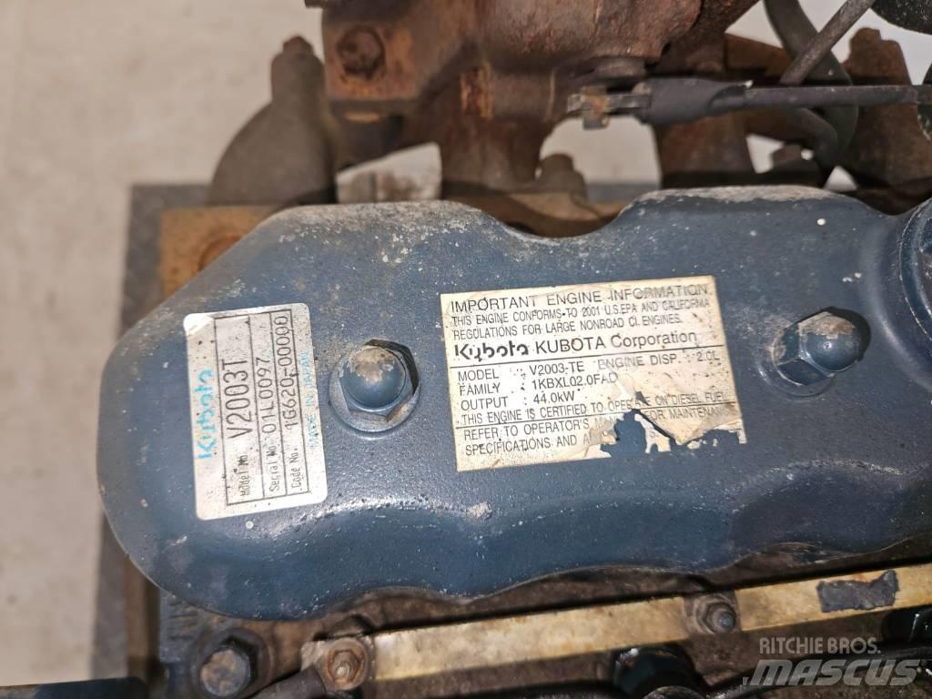 Kubota V 2003 T Motoare