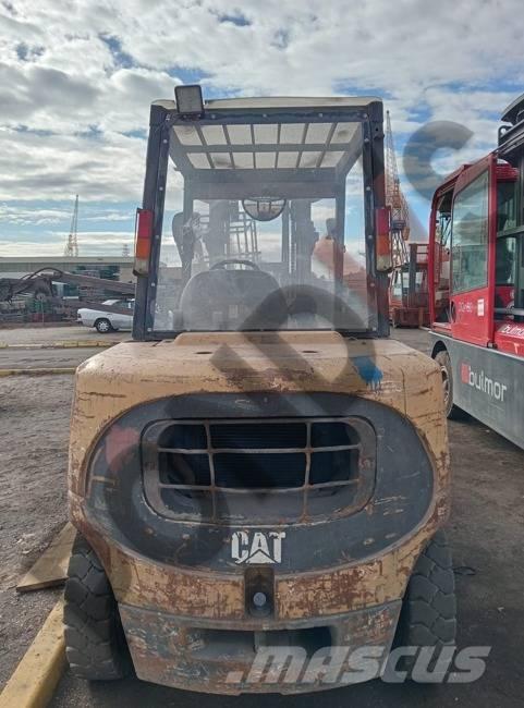 CAT DP 40 KL 2 Stivuitor diesel