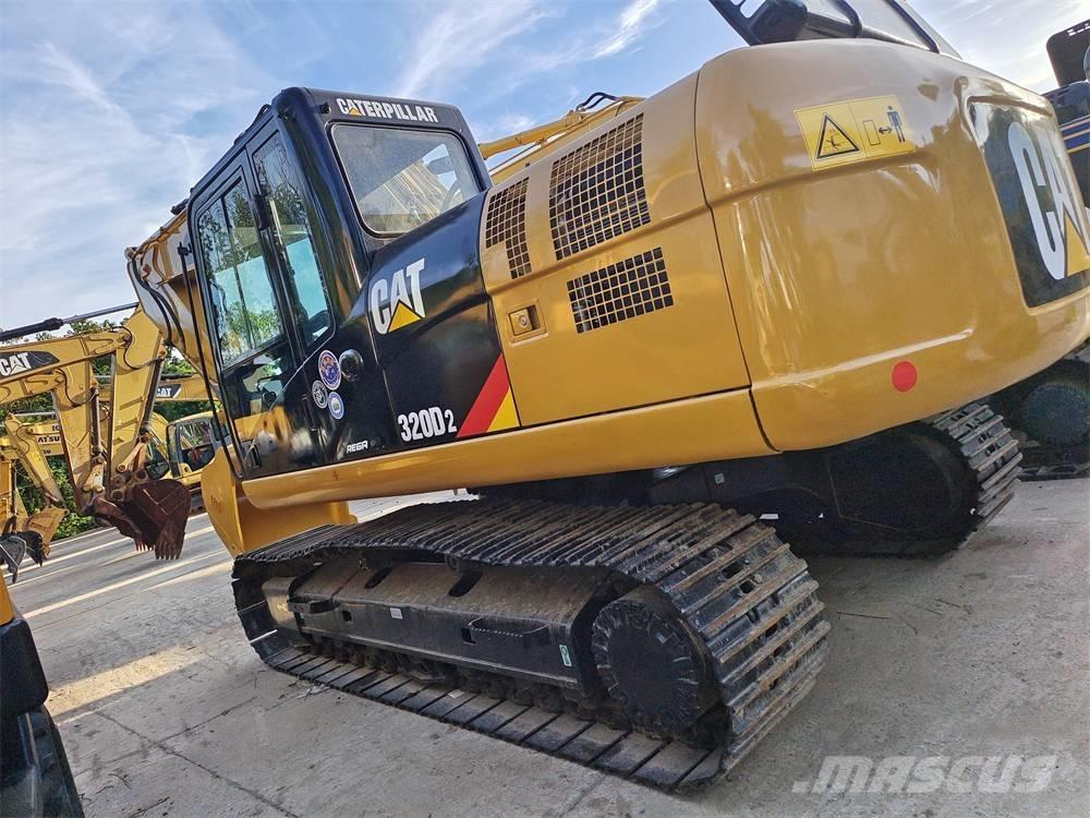 CAT 320 D Excavatoare pe șenile
