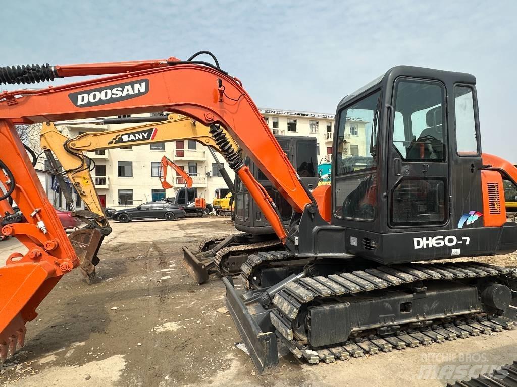 Doosan DH 60 Mini excavatoare < 7t