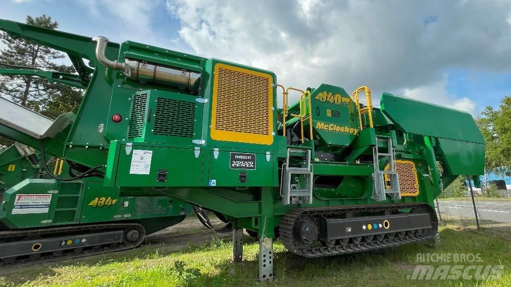 McCloskey J40 Cernuitoare