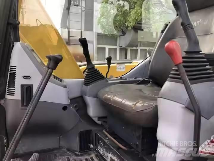 Komatsu PC78US Excavatoare 7t - 12t
