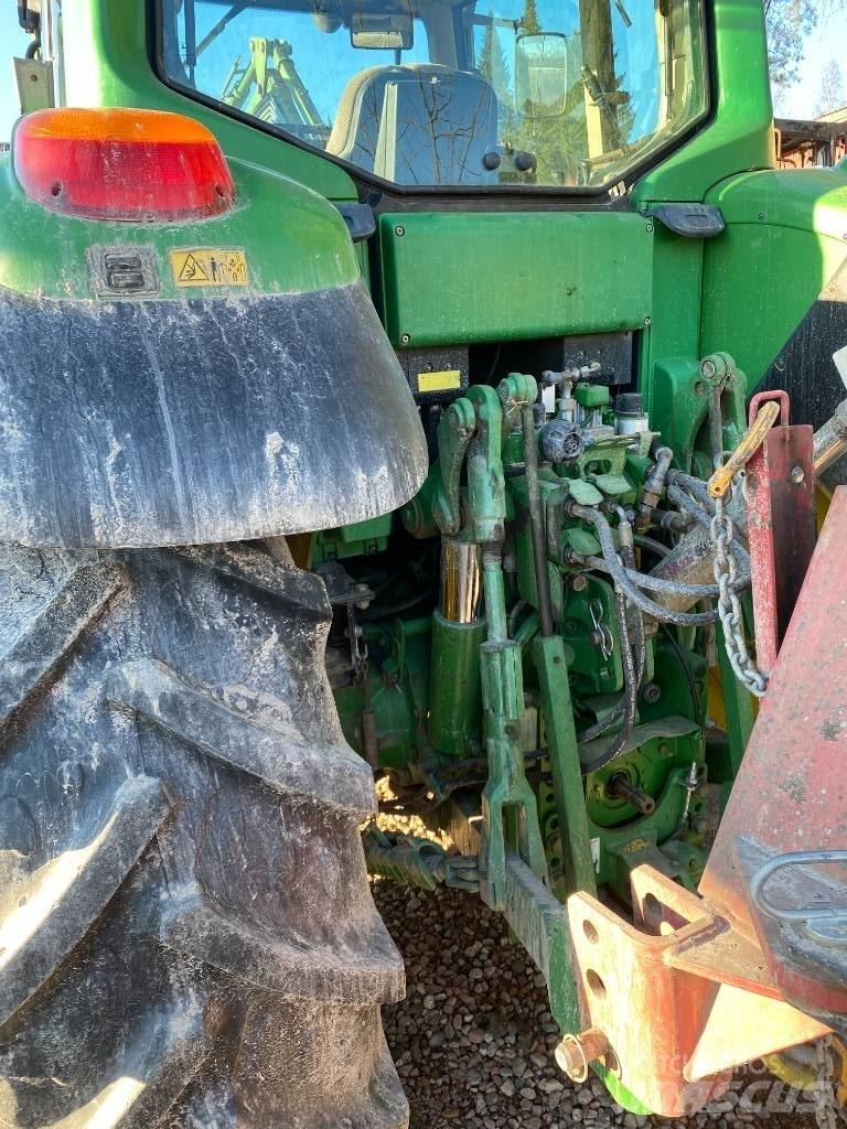 John Deere 6620 Tractoare
