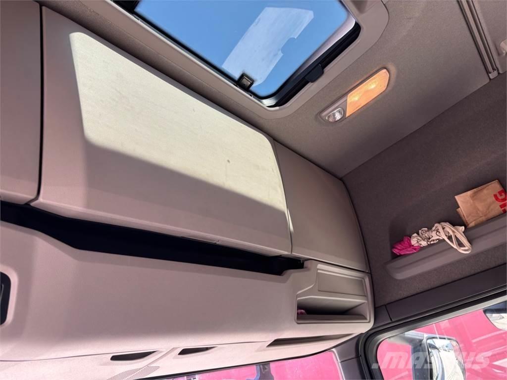 Scania R450 Autotractoare